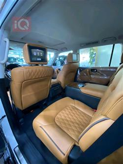 Infiniti QX80